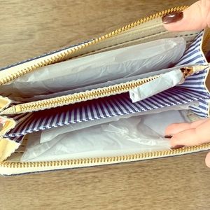 NWT Vineyard Vines Wallet